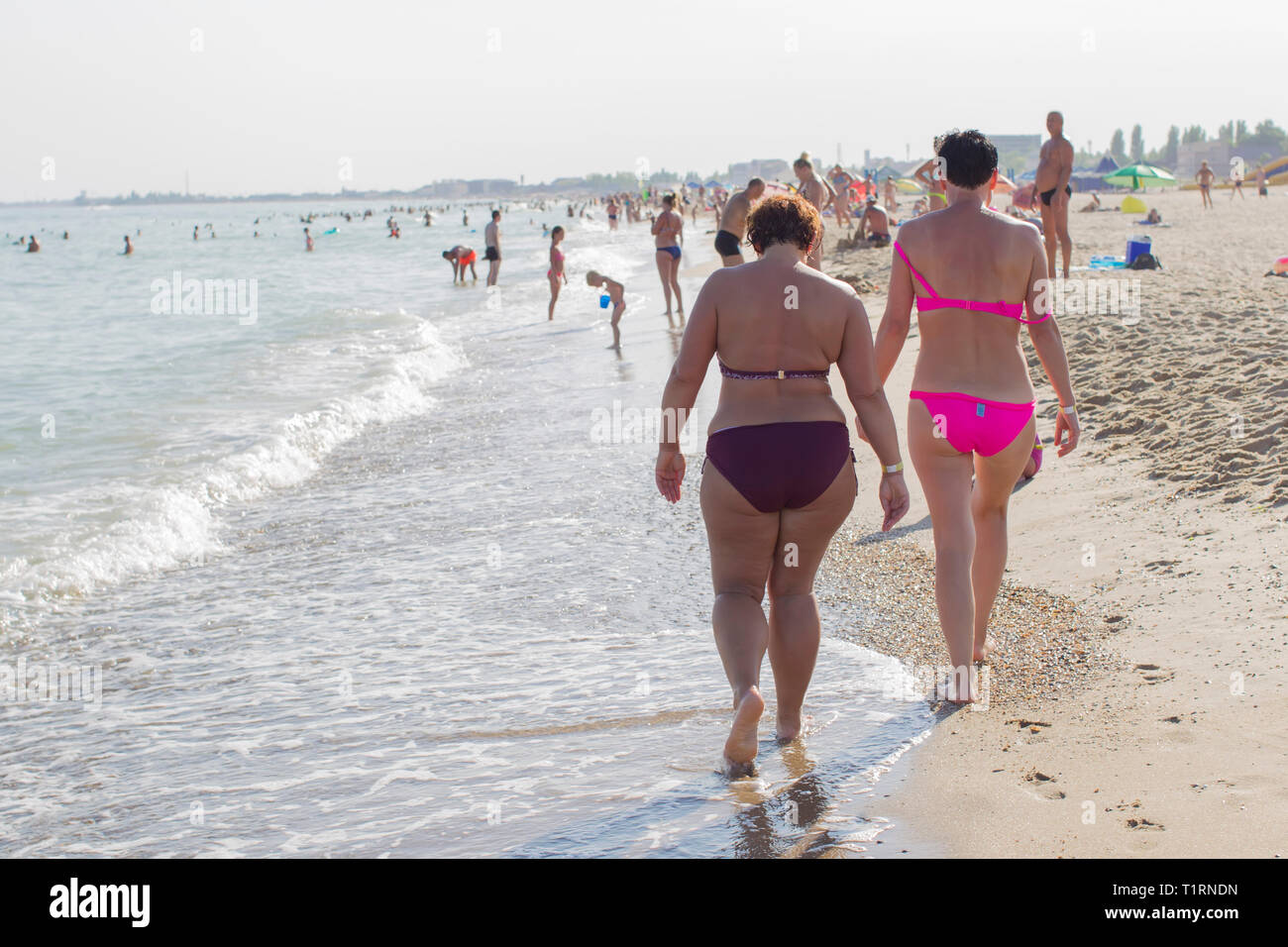 Ukraine Odessa Region Zatoka August Black Sea Beach Ordinary People On The Beach