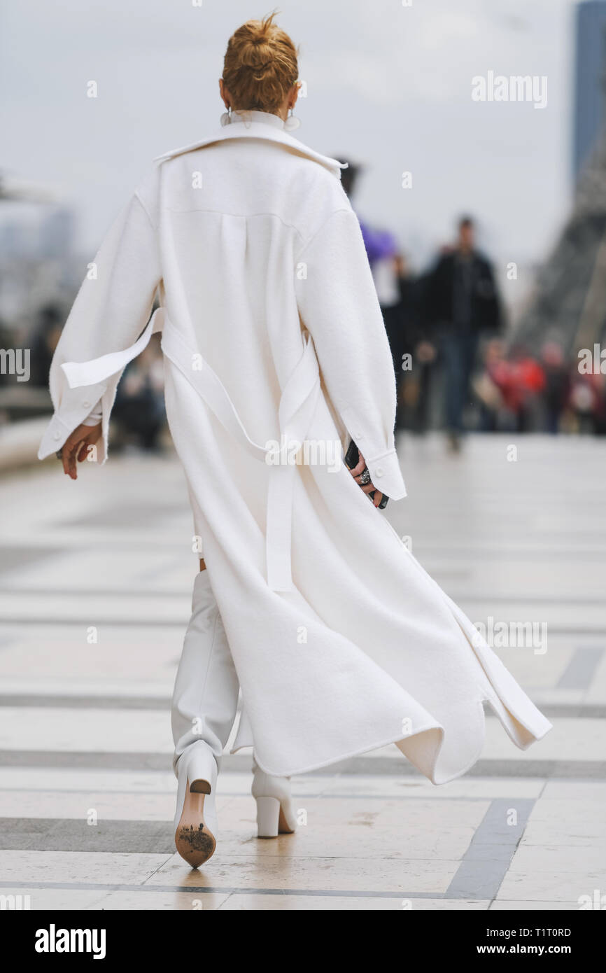 Paris, France - February 28, 2019: Street style outfit -  Elina Halimi before a fashion show during Paris Fashion Week - PFWFW19 Stock Photo