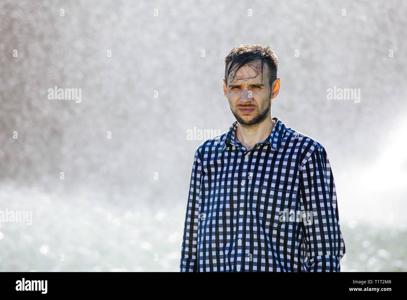 Getting Wet Rain High Resolution Stock Photography And Images Alamy