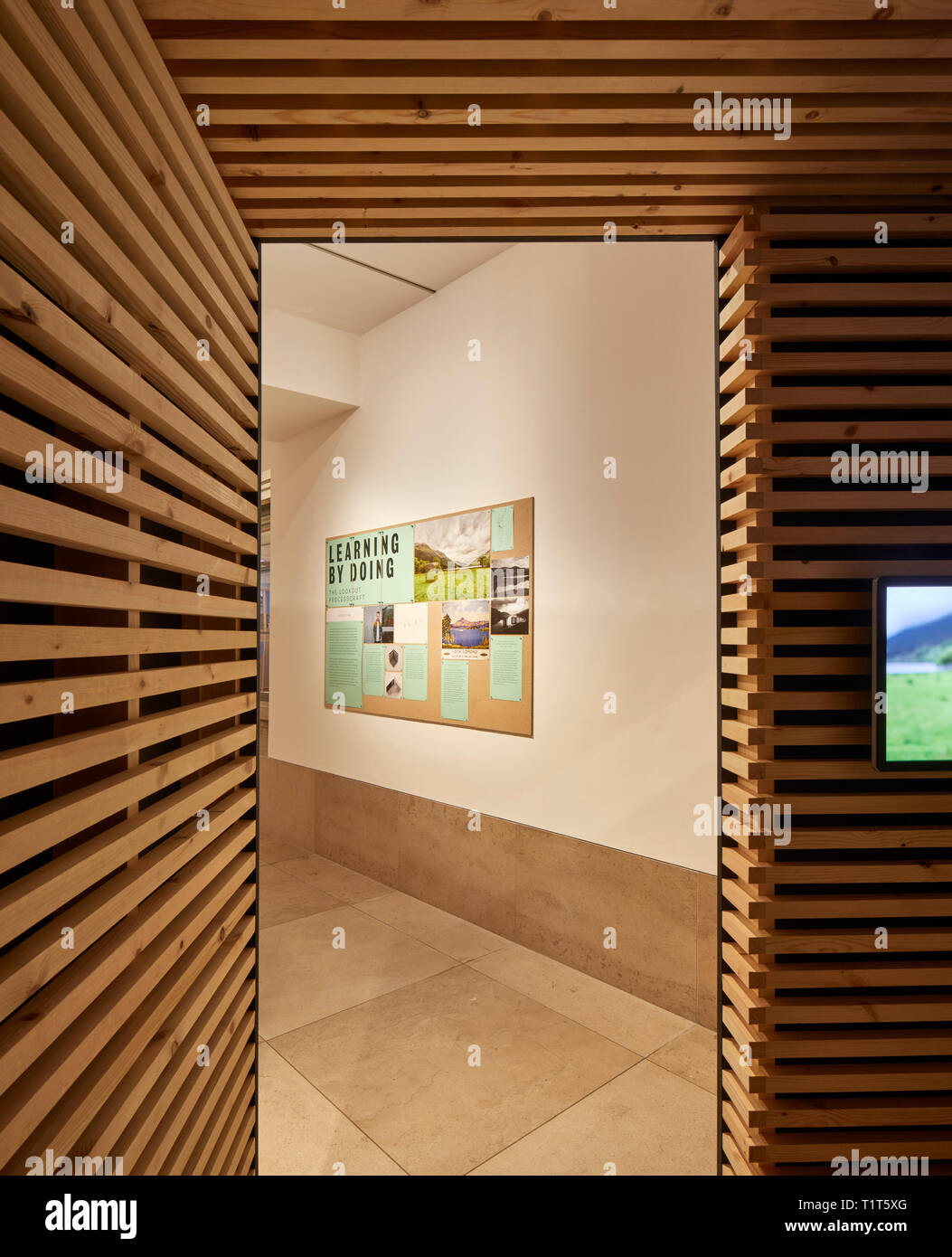 Art installation interior video hi-res stock photography and images - Alamy