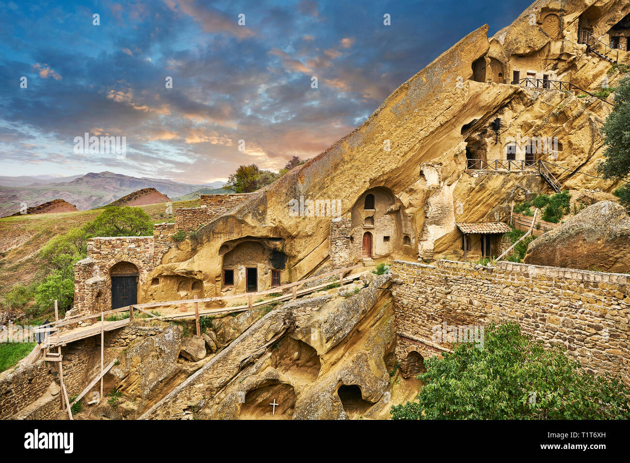 Picture & image of the rock caves of David Gareja Orthodox