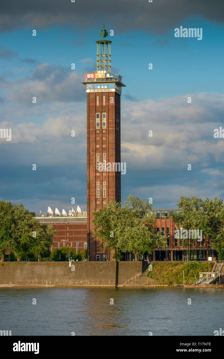 Rhein, Messeturm, Deutz, Koeln, Nordrhein-Westfalen, Deutschland Stock Photo