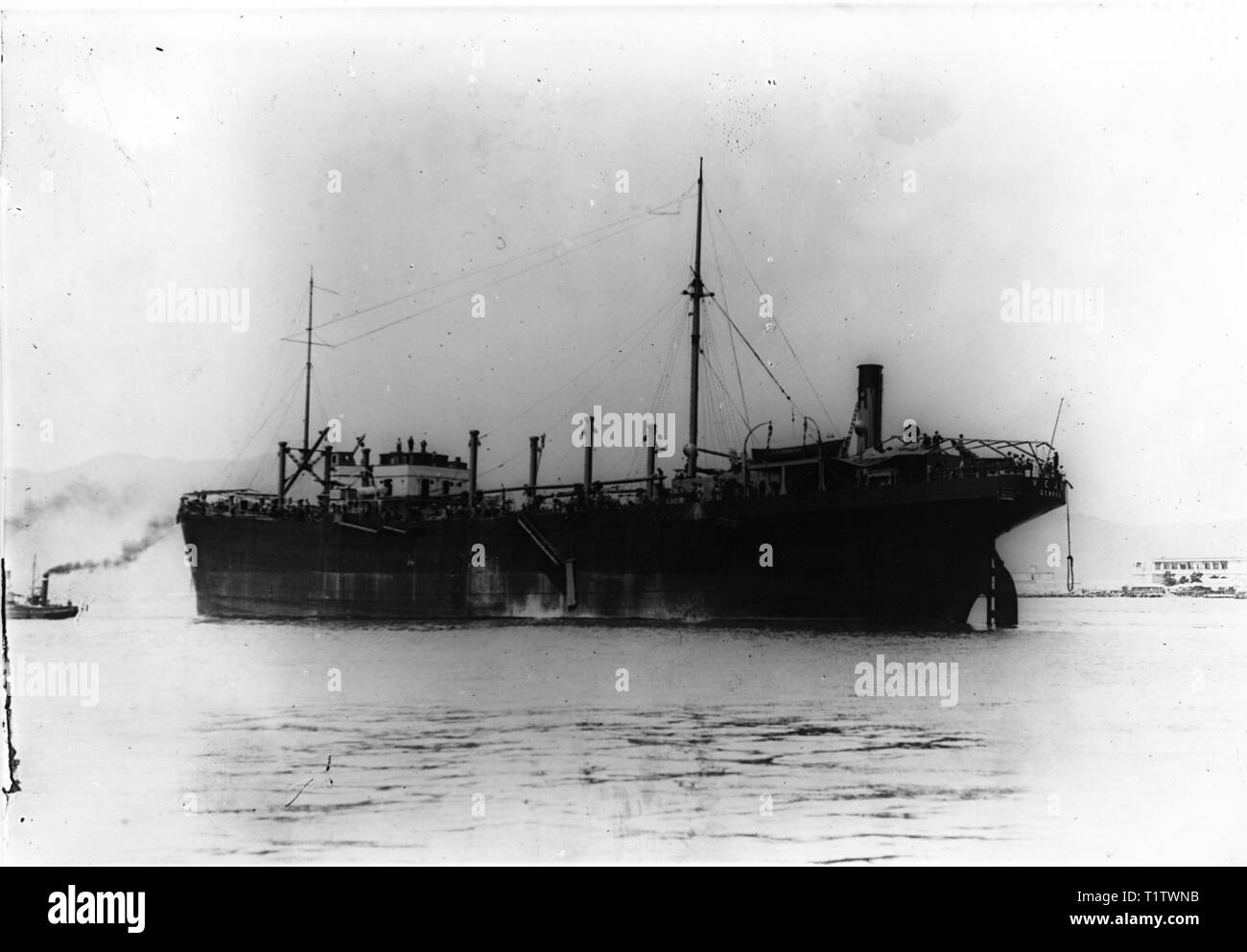 Merchant ship, mediterranean sea, italy Stock Photo - Alamy