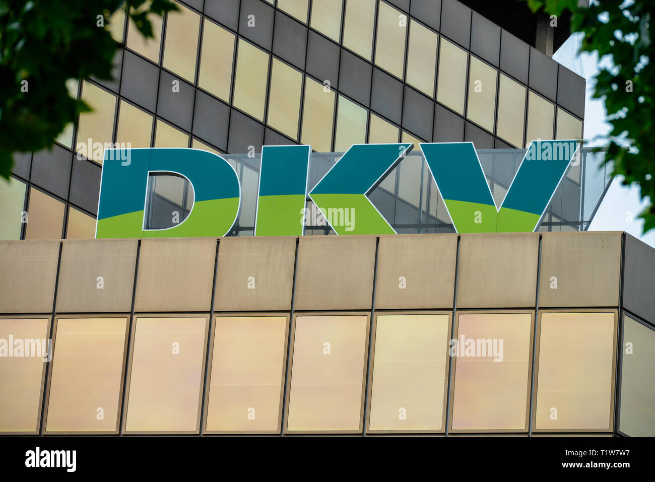 DKV Deutsche Krankenversicherung, Aachener Strasse, Braunsfeld, Koeln, Nordrhein-Westfalen, Deutschland Stock Photo