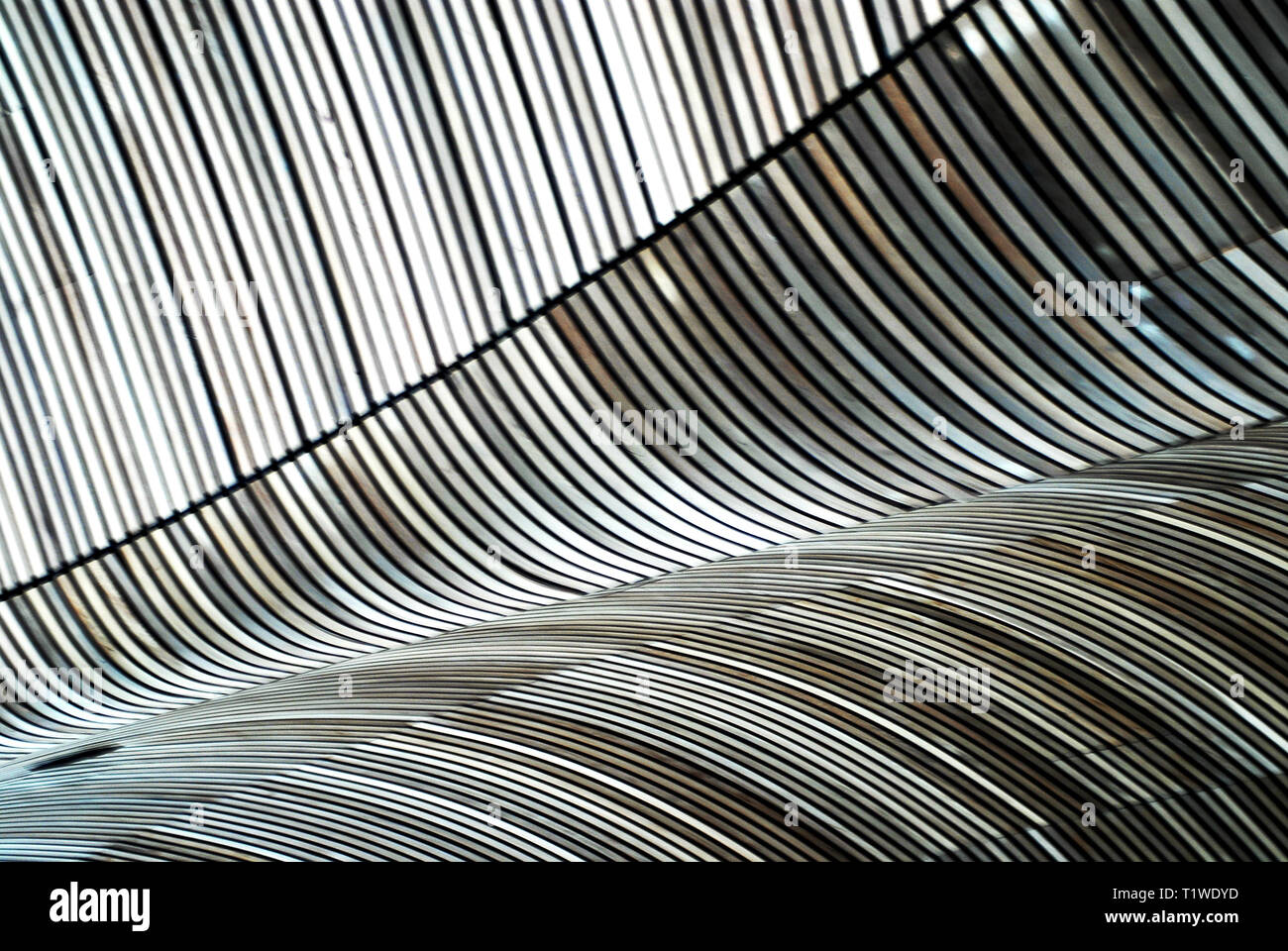 Diagonal lines in modern architecture hi-res stock photography and ...