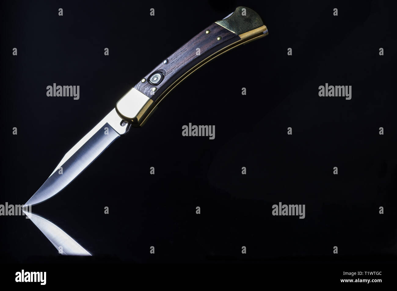 Legendary American knife. The most popular knife. Premium knife on a