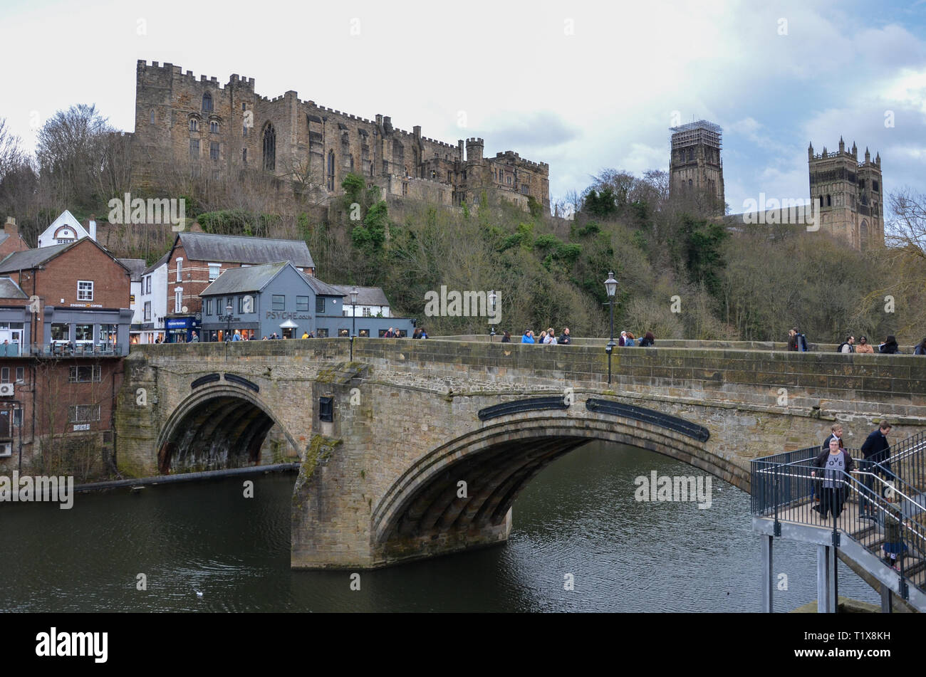Framwellgate Bridge, Durham Castle and Durham Cathedral, Durham, County Durham, England, February 2019 Stock Photo
