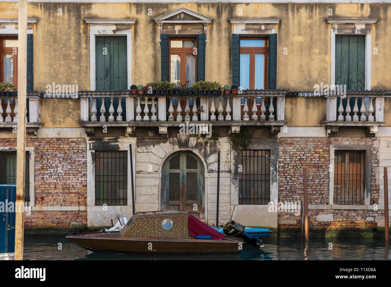 Venice partments hi-res stock photography and images - Alamy