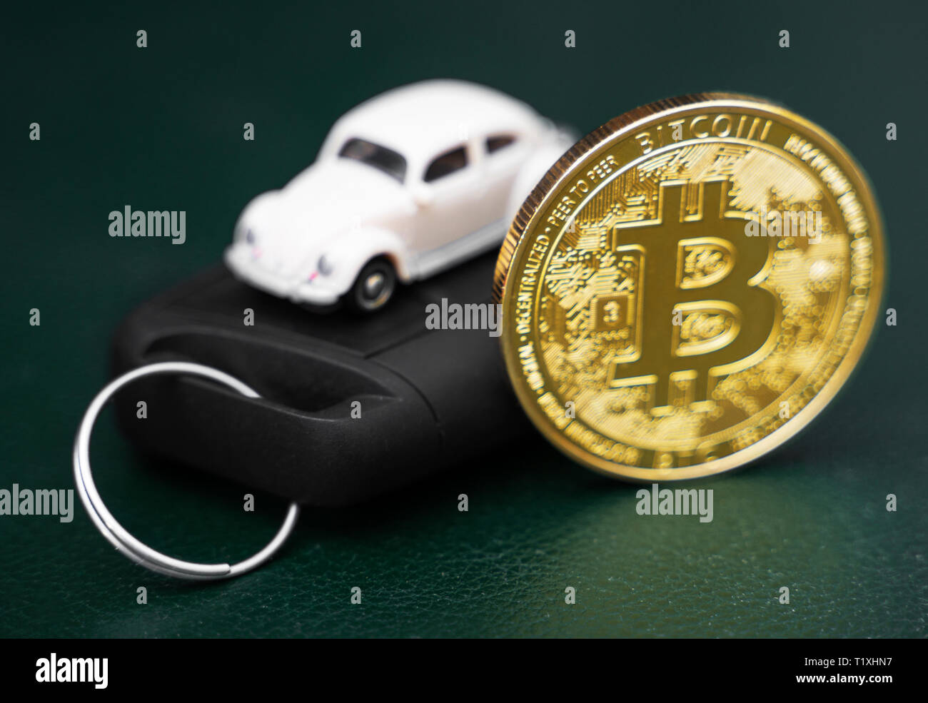 Physical keys hi-res stock photography and images - Alamy