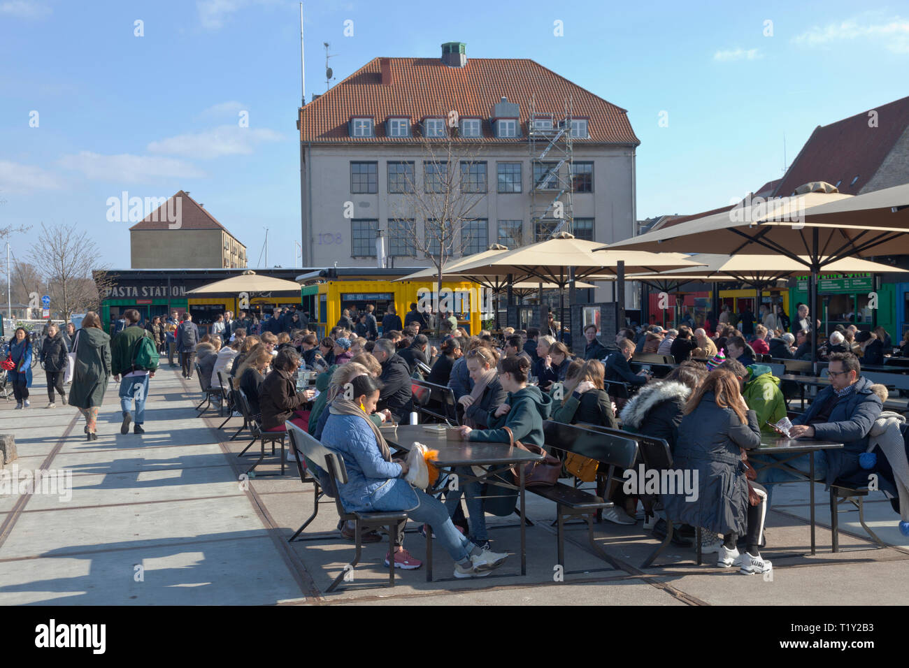 Broens Gadekøkken, the Bridge Street Kitchen, Christianshavn, at the end of the inner harbour bridge, on the opening day in spring. warm and sunny Stock Photo