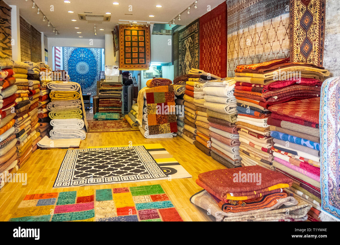 Carpet retail shop outlet