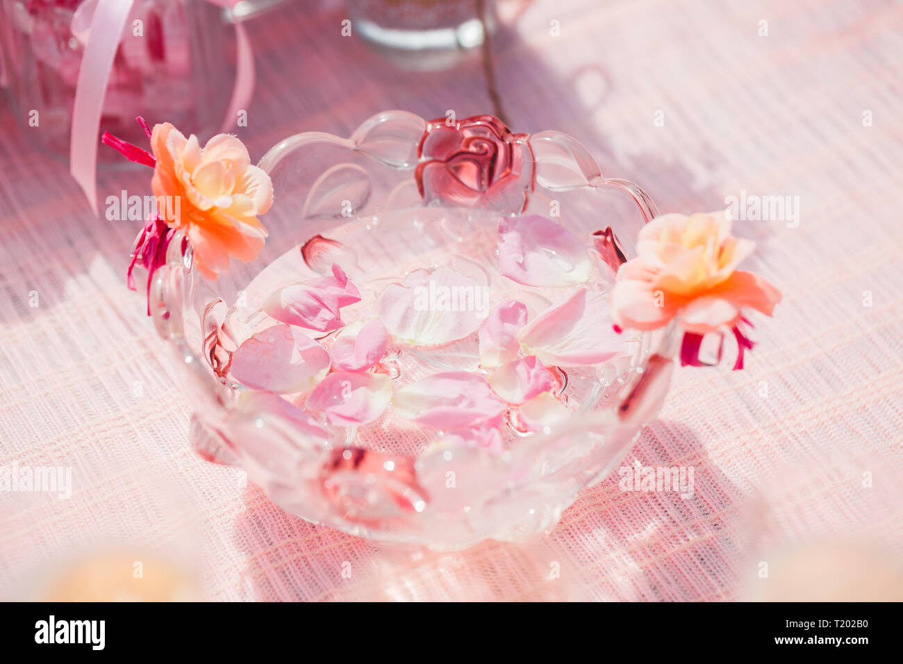 Rose petals floating in water hi-res stock photography and images - Alamy