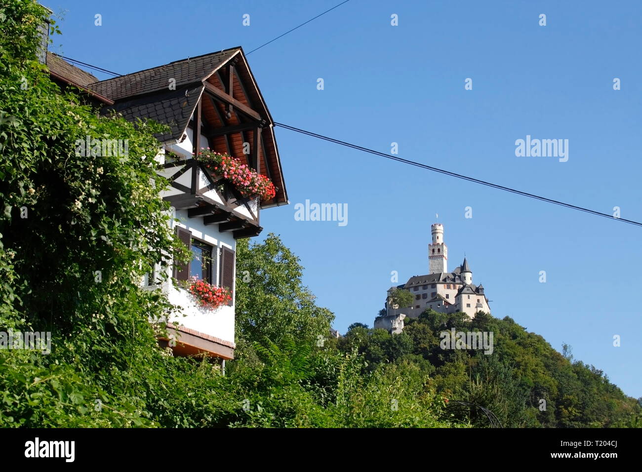 Wohnhaus und Marksburg oberhalb Braubach, Braubach, Unesco ...