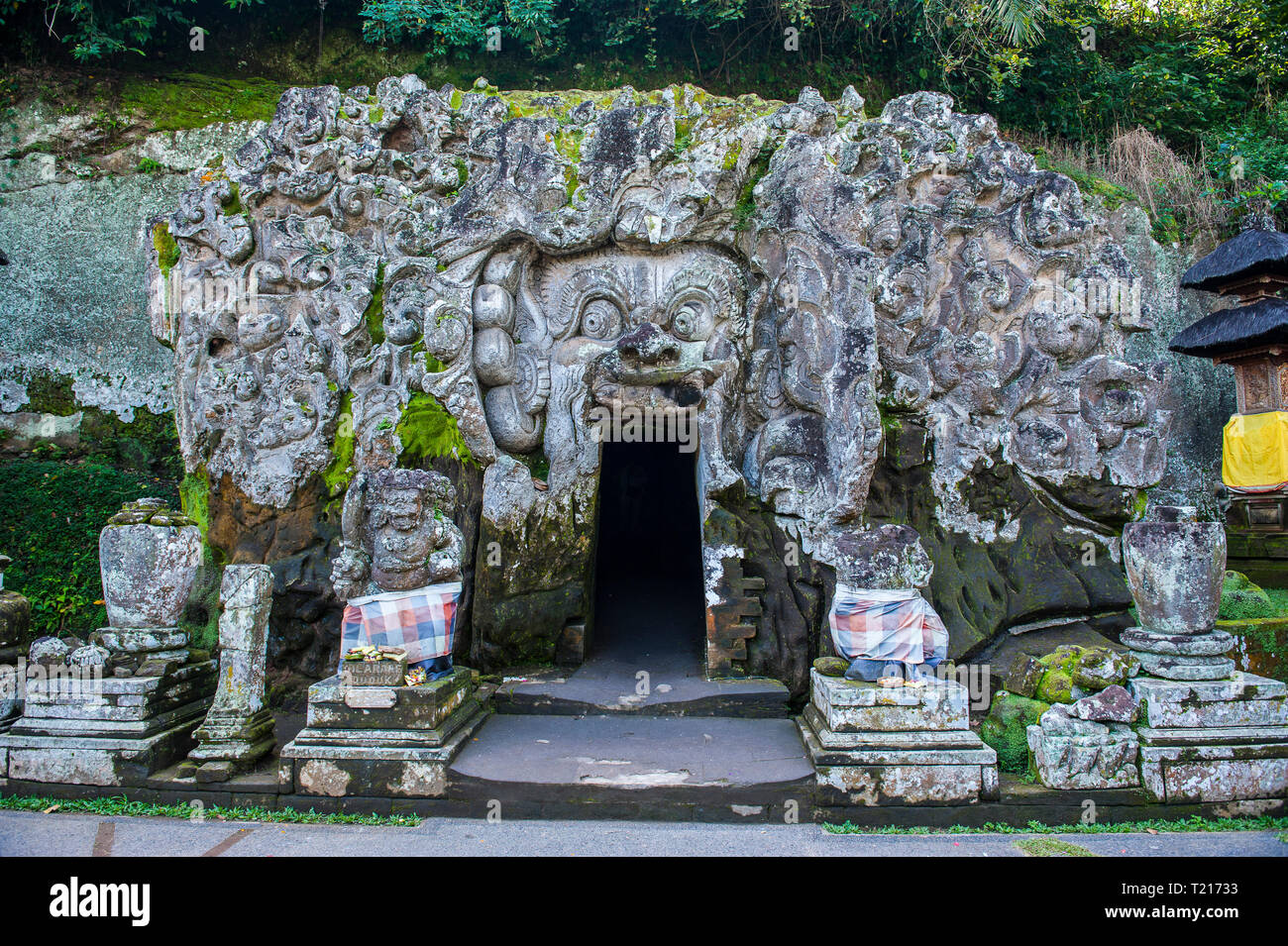 Indonesia, Bali, Entrance gate to the Goa Gajah temple complex Stock Photo