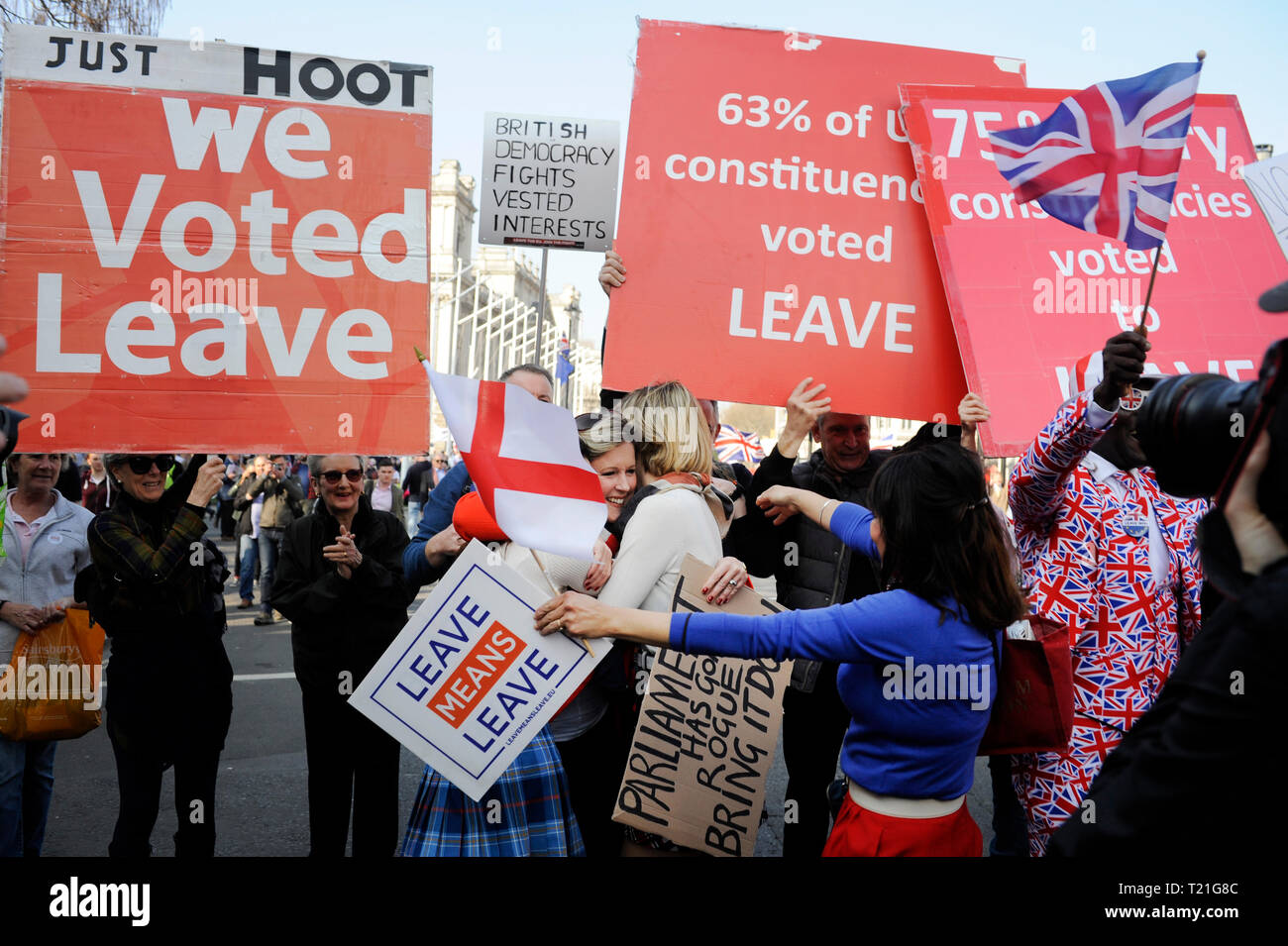 London, UK. 29th Mar, 2019. Owen Reed, Beatrice Grant & Alice Grant. Crowd in Parliament Square as the Prime Minister's latest bid to get a withdrawal agreement through the Commons was lost by 58 votes this afternoon. Credit: JOHNNY ARMSTEAD/Alamy Live News Stock Photo