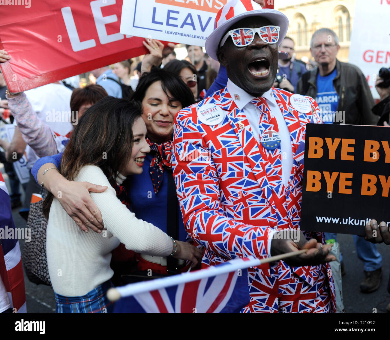 London, UK. 29th Mar, 2019. Owen Reed, Beatrice Grant & Alice Grant. Crowd in Parliament Square as the Prime Minister's latest bid to get a withdrawal agreement through the Commons was lost by 58 votes this afternoon. Credit: JOHNNY ARMSTEAD/Alamy Live News Stock Photo