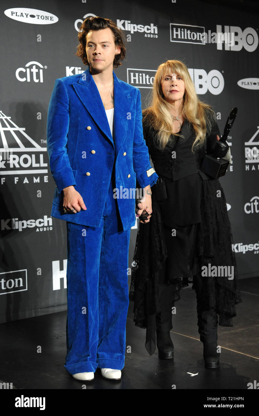 New York, NY, USA. 29th Mar, 2019. Harry Styles and Stevie Nicks at the  2019 Rock N Roll Hall Of Fame Induction Ceremony at the Barclays Center in  Brooklyn, New York City
