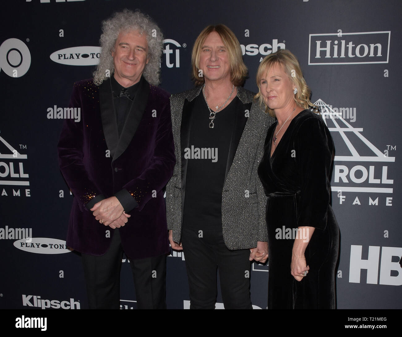 NEW YORK, NEW YORK MARCH 29 Brian May of Queen, Inductee Joe Elliott
