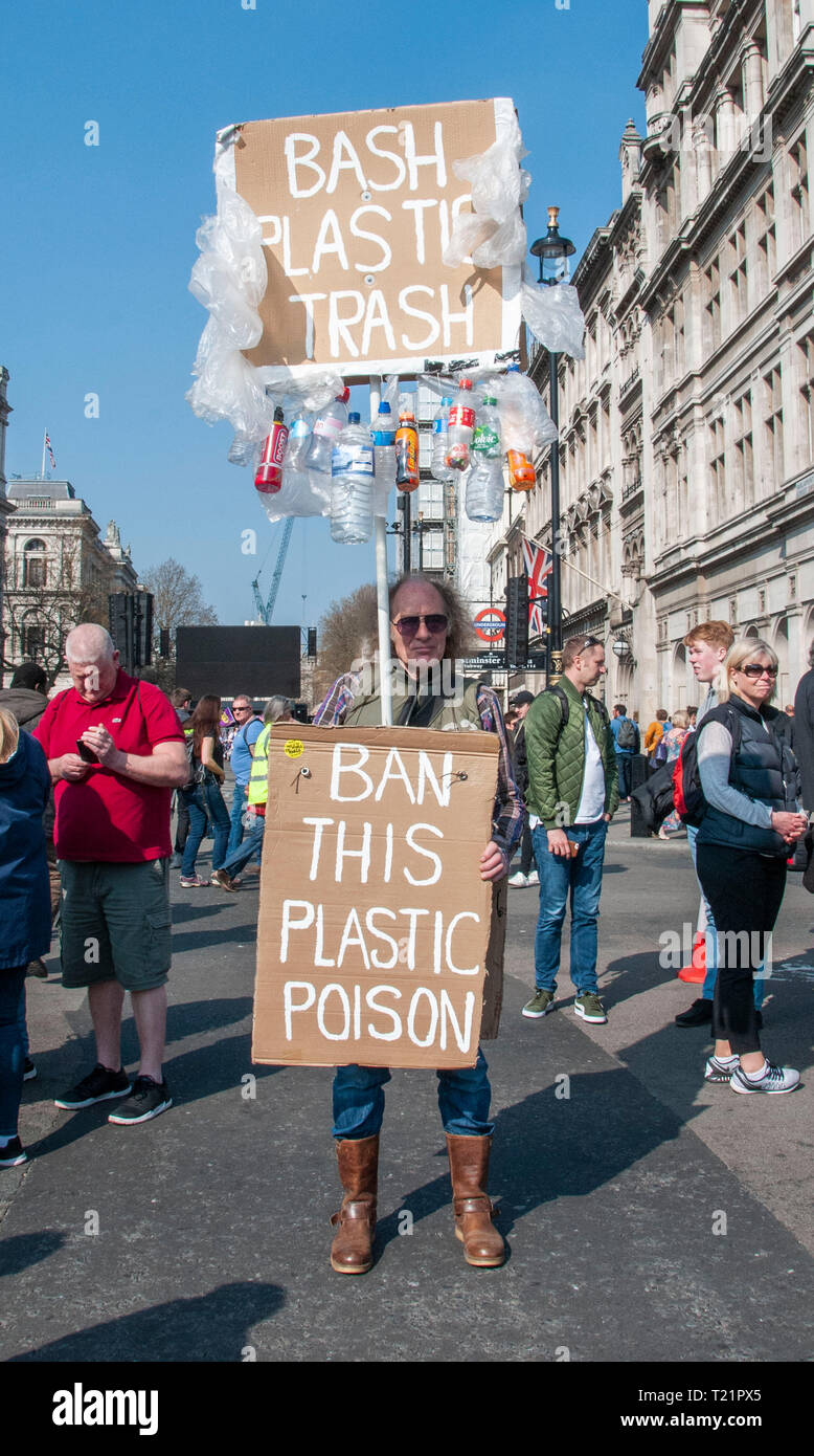 London, UK. 29th Mar, 2019. Ban Plastic enviromental protester at the Pro-Leave rally in Parliament Square on the day that the UK was due to leave the European Union. Pic by Lisa Dawson Rees Credit: Phil Rees/Alamy Live News Stock Photo