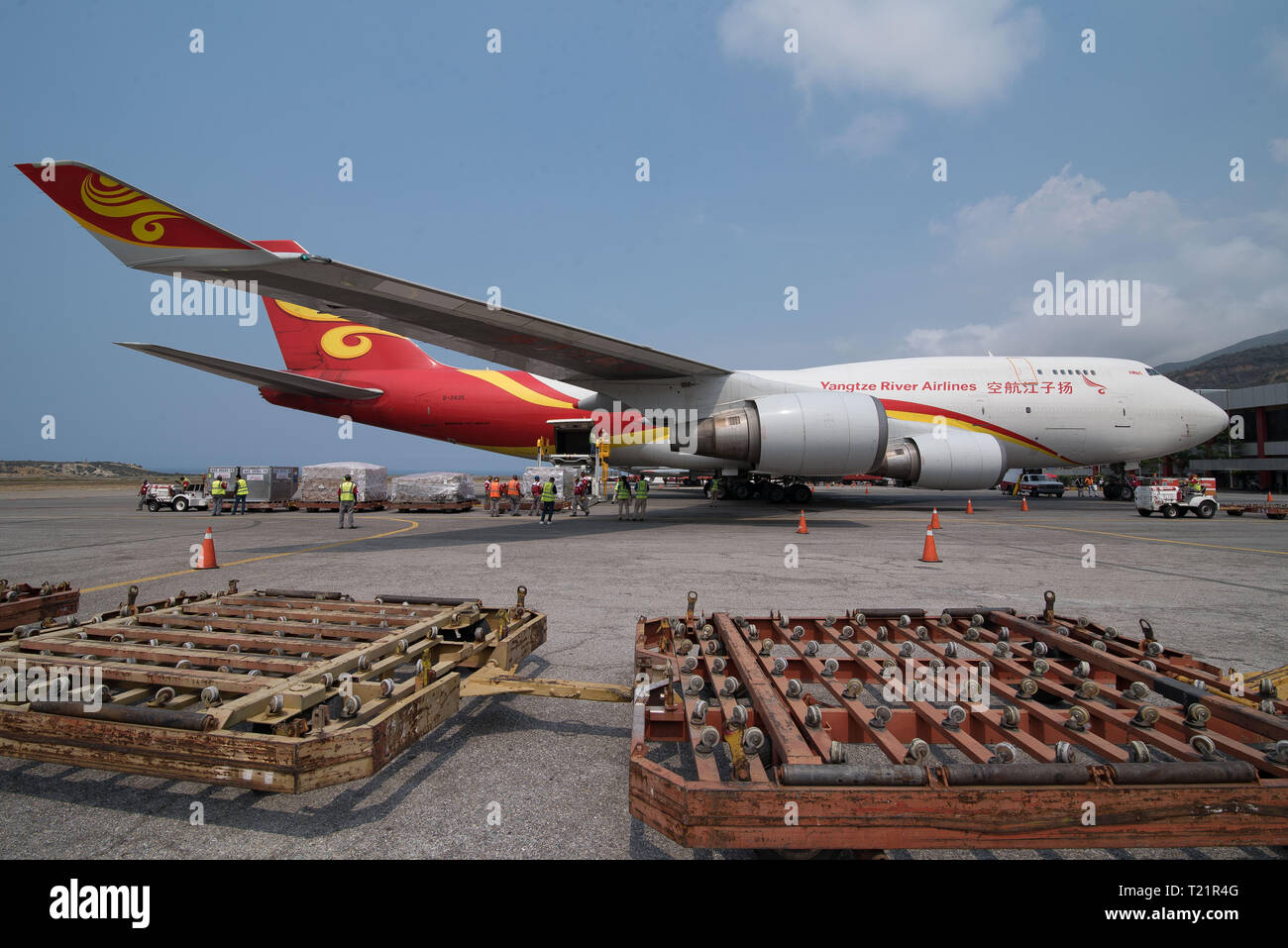 (190330) -- CARACAS, March 30, 2019 (Xinhua) -- The plane loaded with Chinese aids is seen at the Simon Bolivar International Airport in Maiquetia in the state of Vargas, Venezuela, on March 29, 2019. The Venezuelan government received on Friday medical aid from China. (Xinhua/Marcos Salgado) Stock Photo