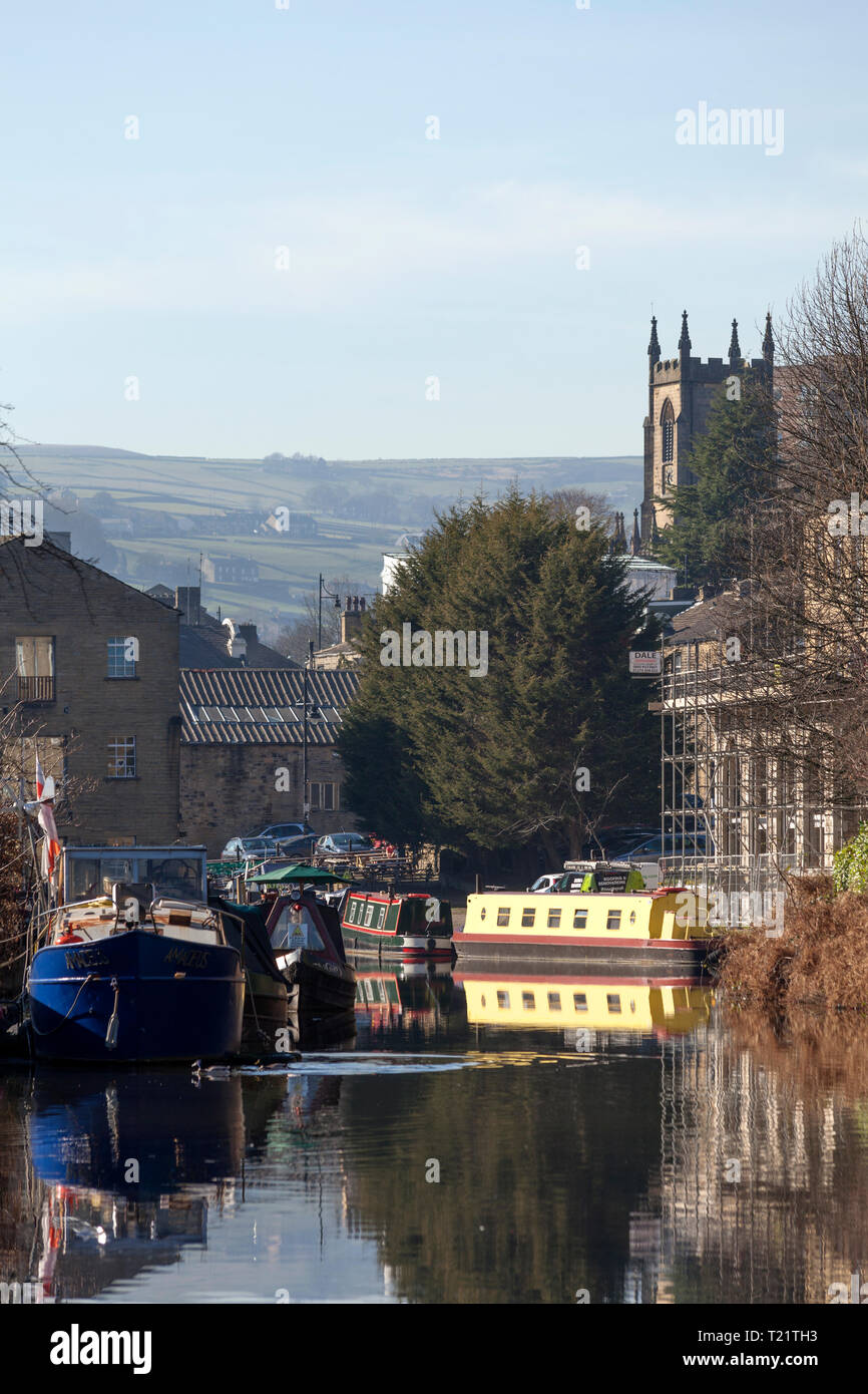 Boats moored at the wharf, Sowerby Bridge, West Yorkshire Stock Photo