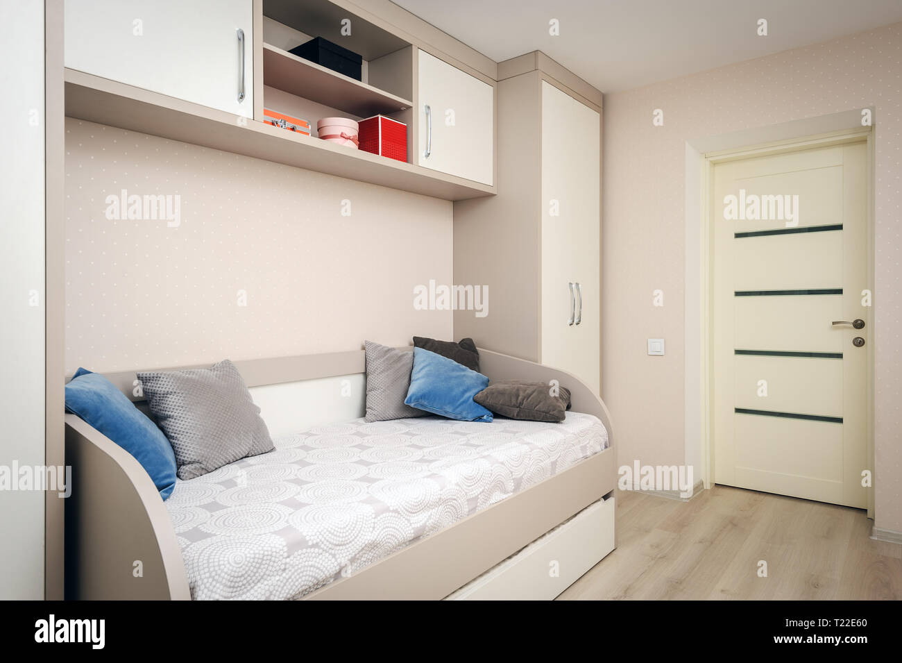 Pull out 2024 bed closet