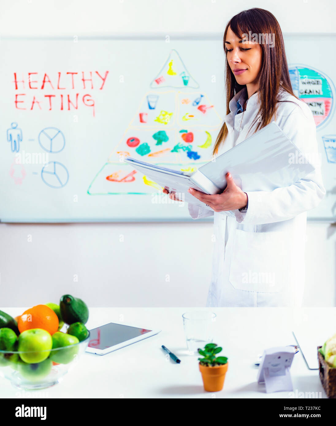 dietitian-woman-hi-res-stock-photography-and-images-alamy