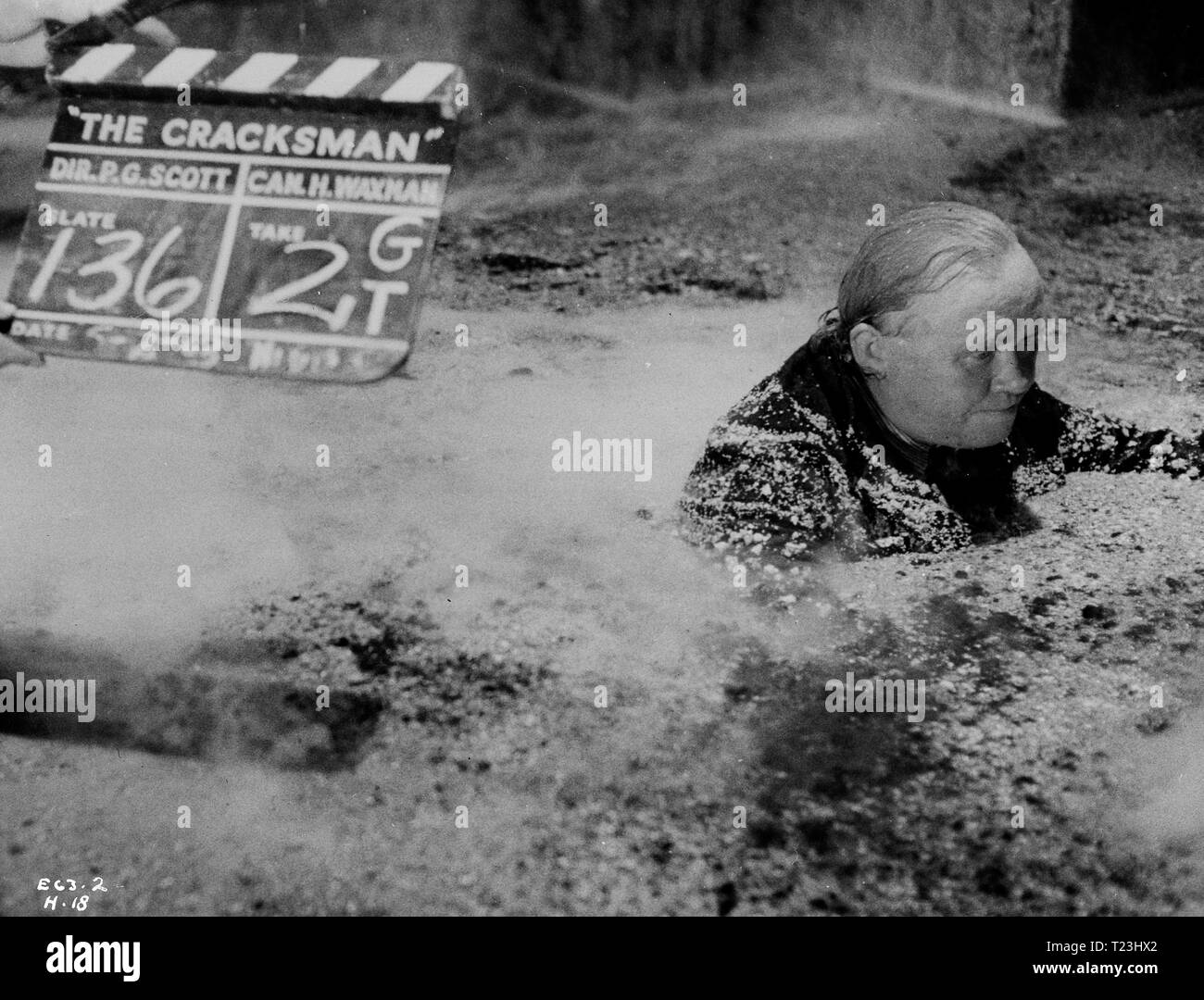 The Cracksman (1963) Charlie Drake and clapperboard Date: 1963 Stock ...