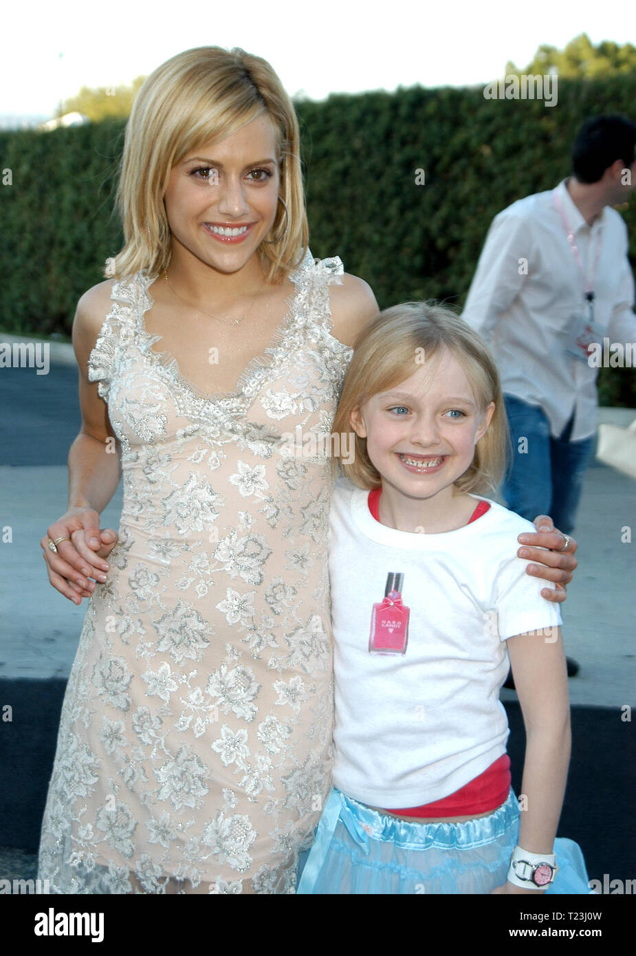 Brittany Murphy, Dakota Fanning at the 2003 Teen Choice Awards, held on