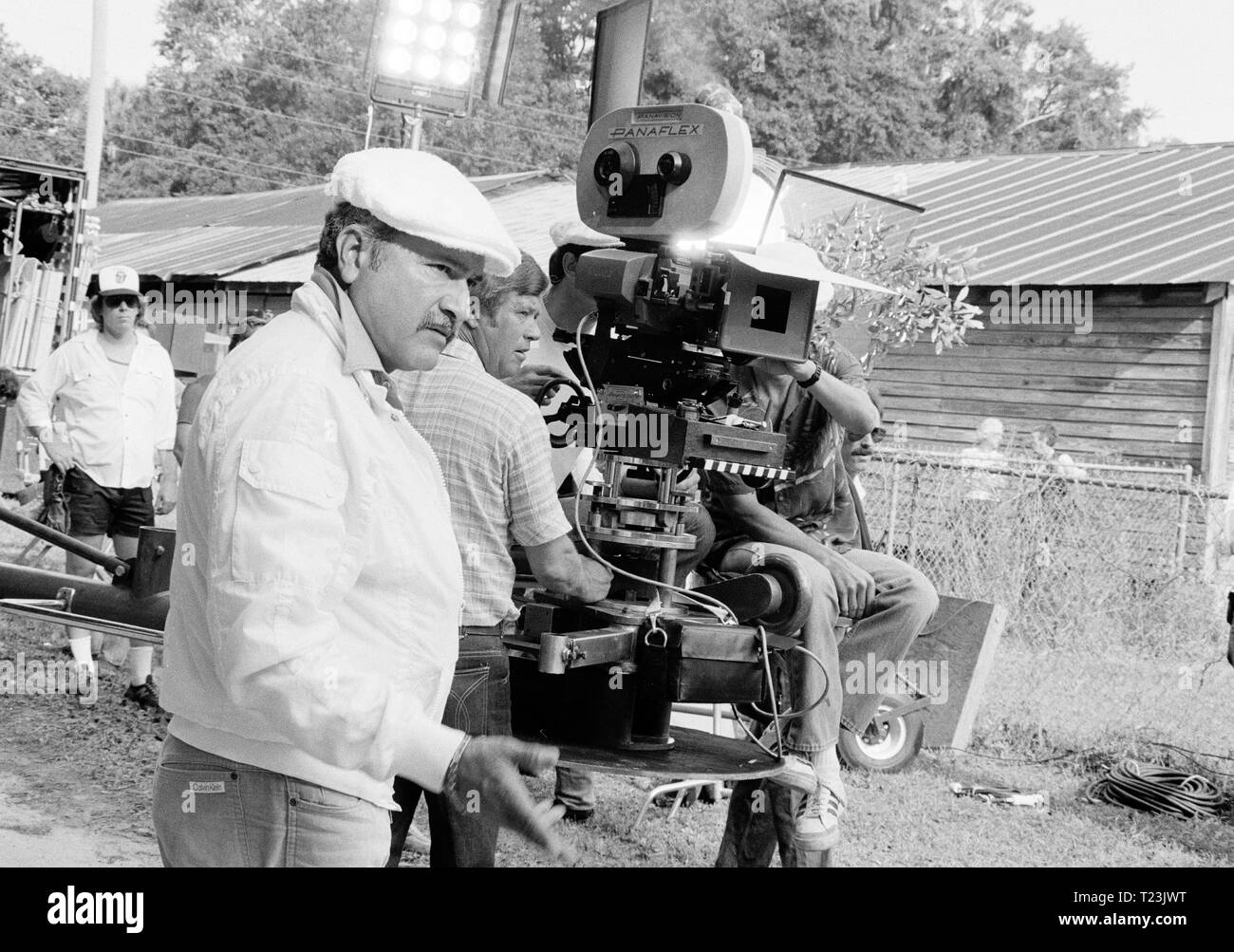 Cross Creek (1983) Cameraman John A Alonzo, Date 1983 Stock Photo Alamy