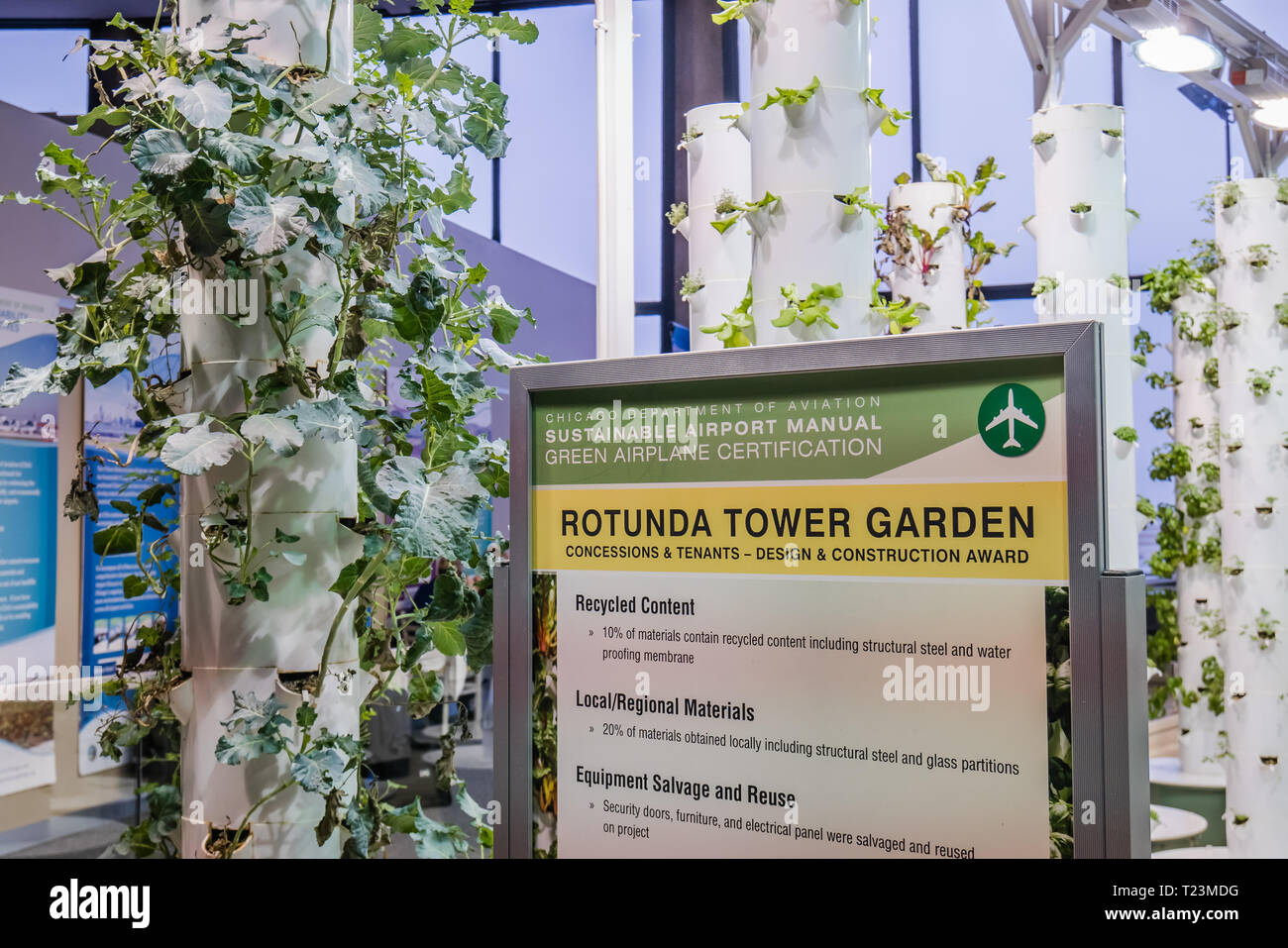 rotunda tower garden inside chicago ohare airport is a aeroponic urban