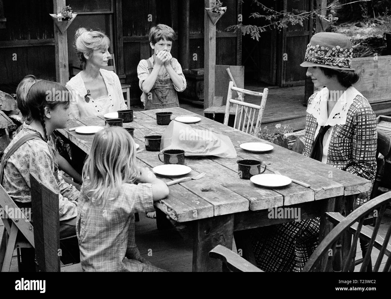Cross Creek (1983) Mary Steenburgen, Dana Hill, Cary Guffey, Joanna