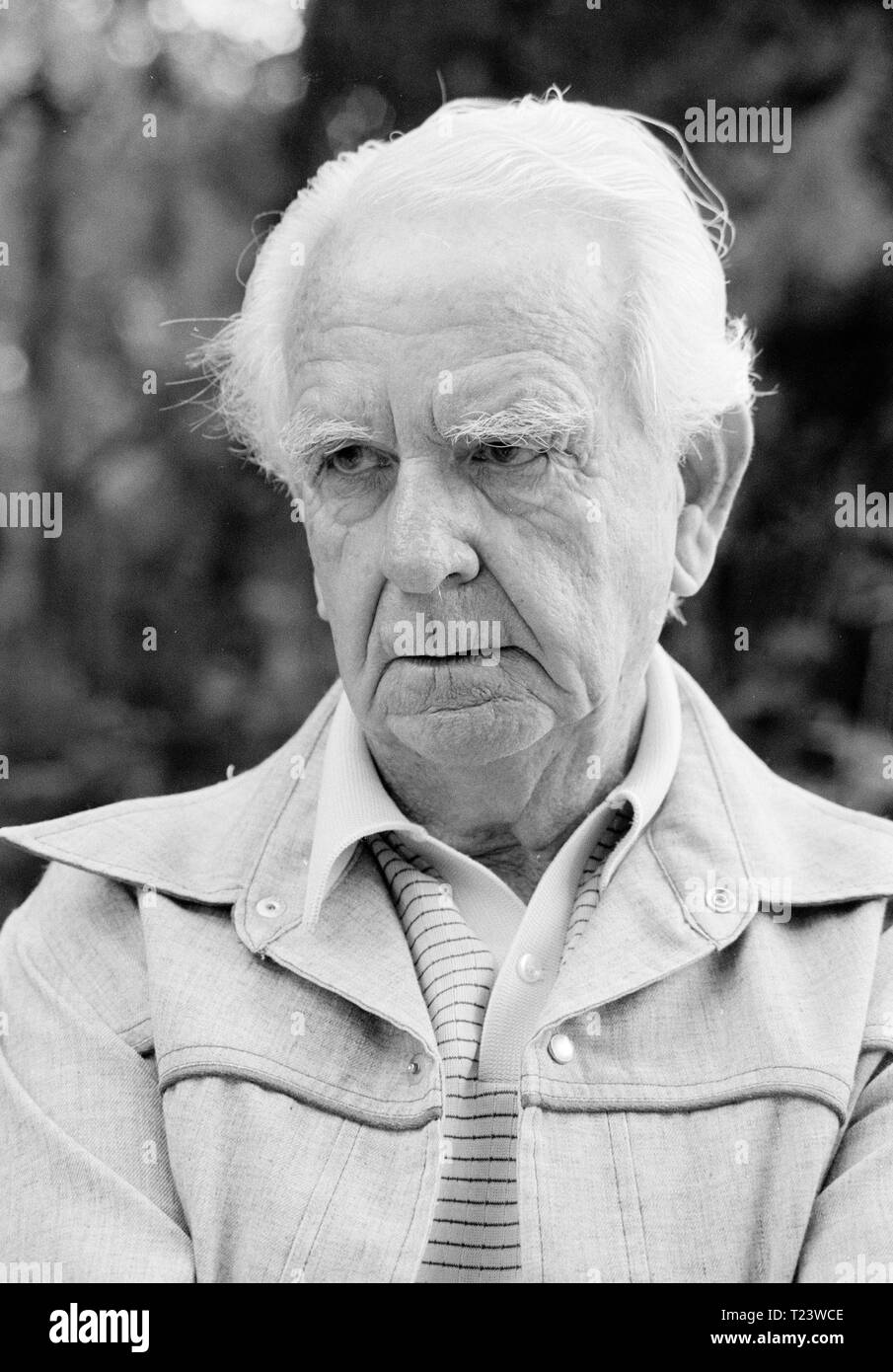Cross Creek (1983)  Norton Baskin (Husband of the real Marjorie Kinnan Rawlings,  played by Mary Steenburgen in the film),      Date: 1983 Stock Photo