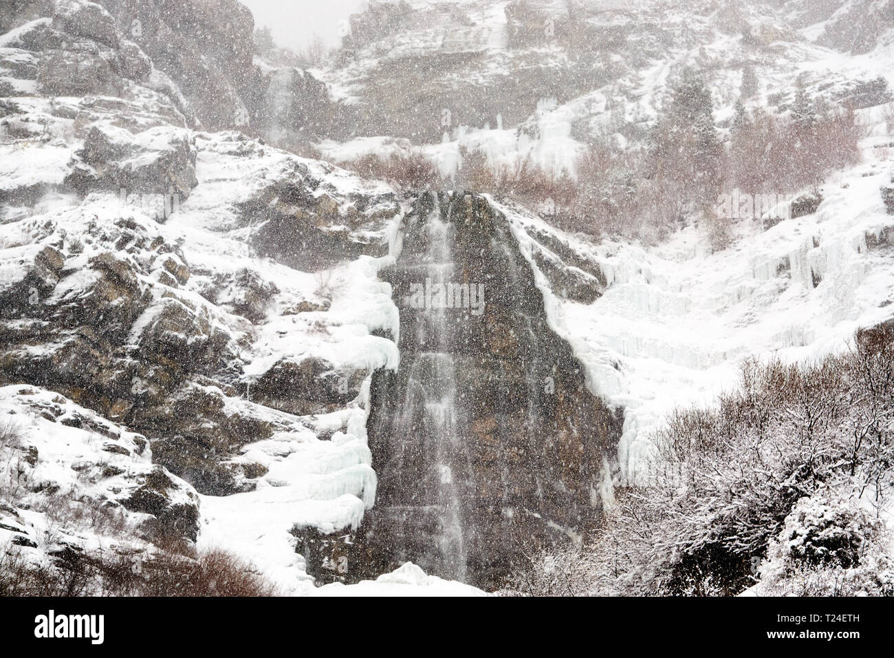 Bridal Veil Falls In The Southern End Of Provo Canyon On A Snowy Winter Day Stock Photo Alamy Bridal Veil Falls In The Southern End Of Provo Canyon On A Snowy Winter Day Stock Photo Alamy