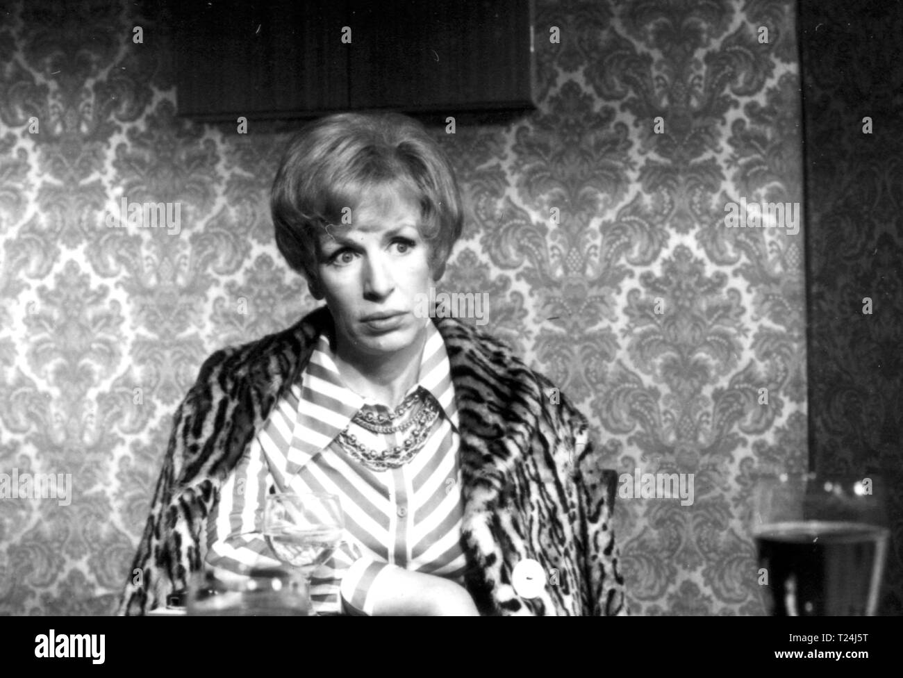 Fred and Yootha » ShotOnWhat? Behind the Scenes, image size:1300x976