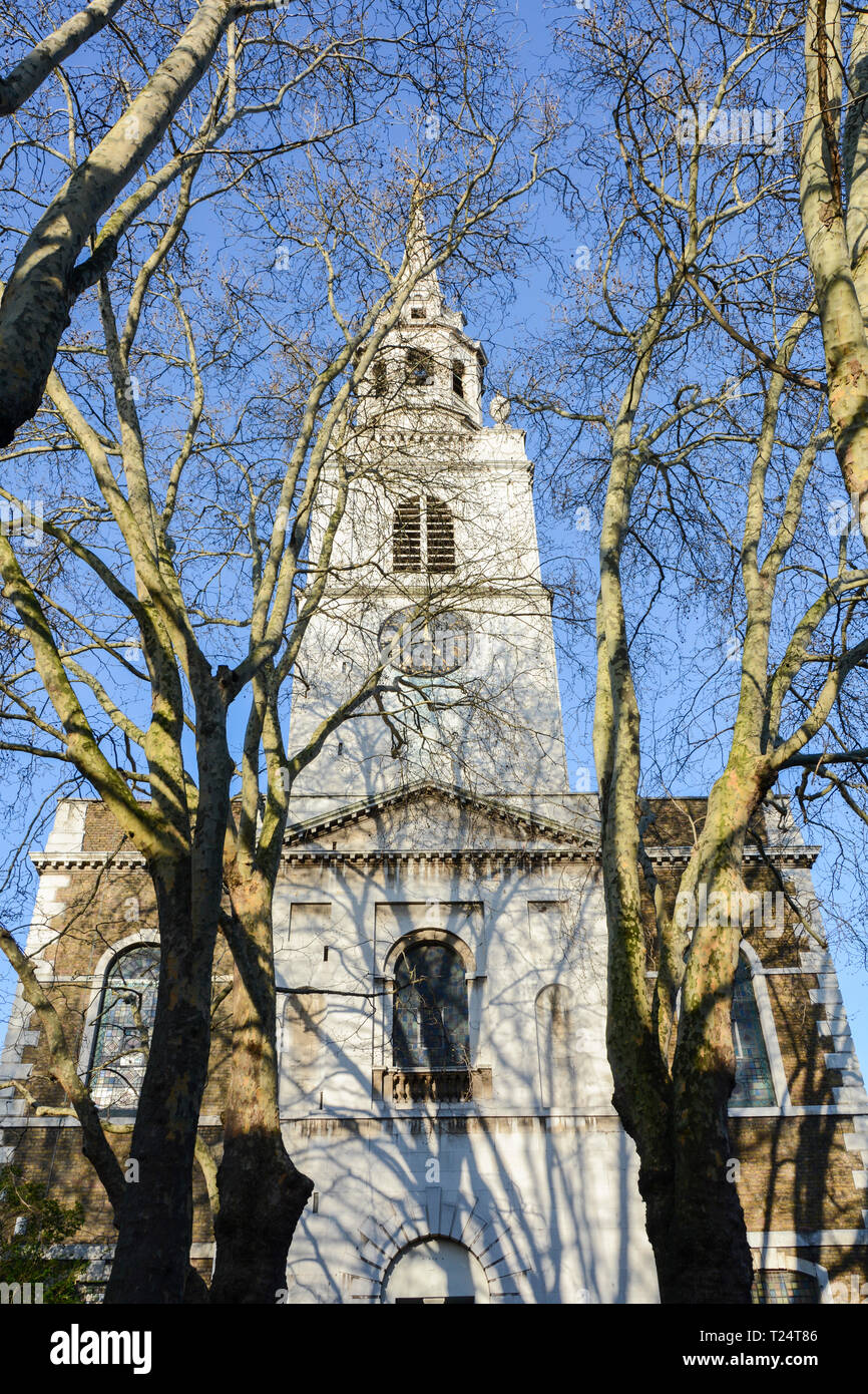 The exterior and steeple of St James's Church, Clerkenwell, London, UK Stock Photo