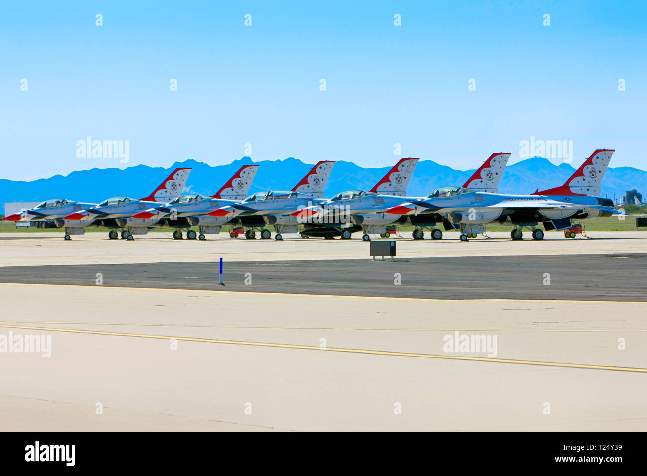 F16 Fighter planes of the USAF Thunderbird display team at Davis