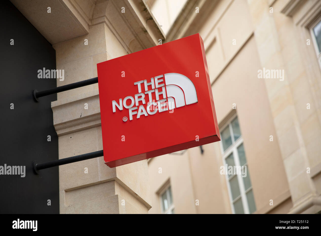 Bath, Somerset, UK, 22nd February 2019, Shop Sign for The North Face Stock  Photo - Alamy