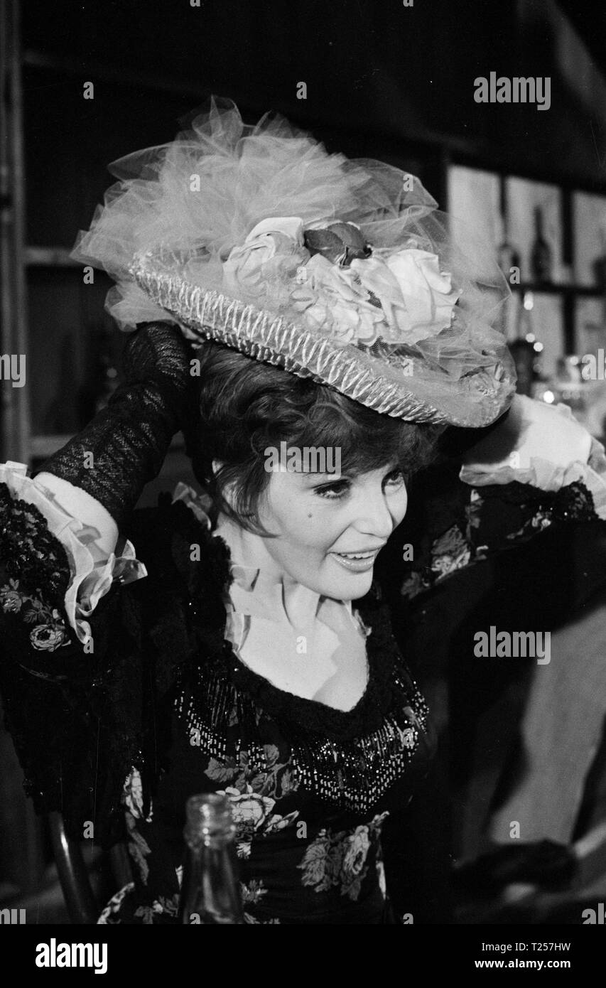 The Red Pony (1973) Lieux Dressler, Date: 1973 Stock Photo - Alamy
