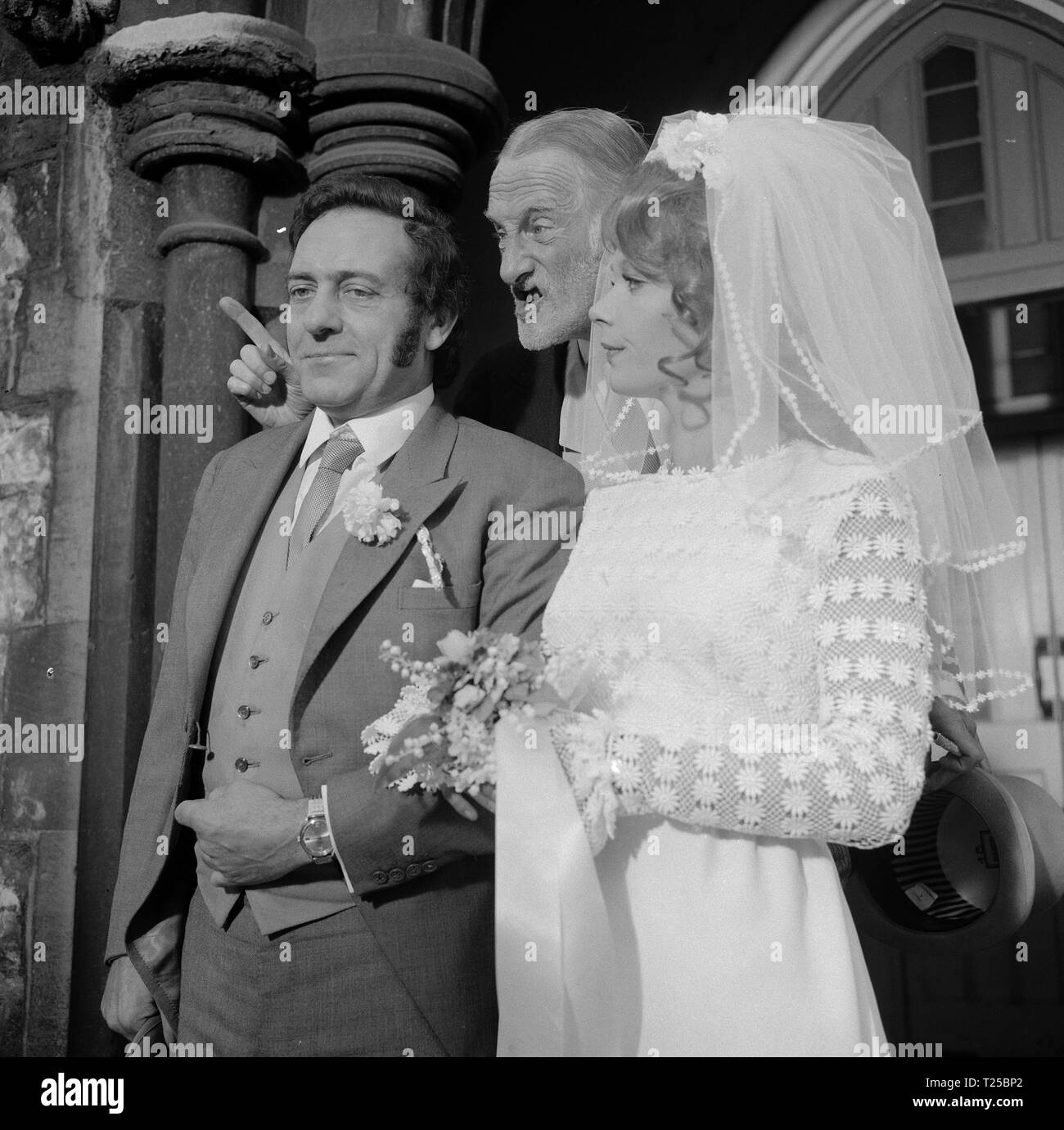 Steptoe & Son (1971) Harry H Corbett, Wilfrid Brambell, Carolyn Seymour