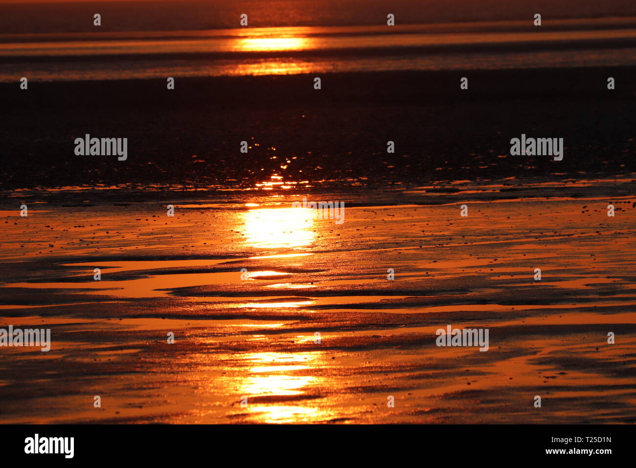 Hot Un Stock >> Sunset Over Weston Super Mare Beach Somerset Coastline Deep Orange Hot Un Stock >> Sunset Over Weston Super Mare Beach Somerset Coastline Deep Orange