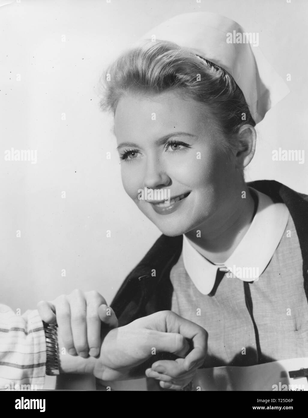 Twice Round the Daffodils (1962)  Juliet Mills,      Date: 1962 Stock Photo