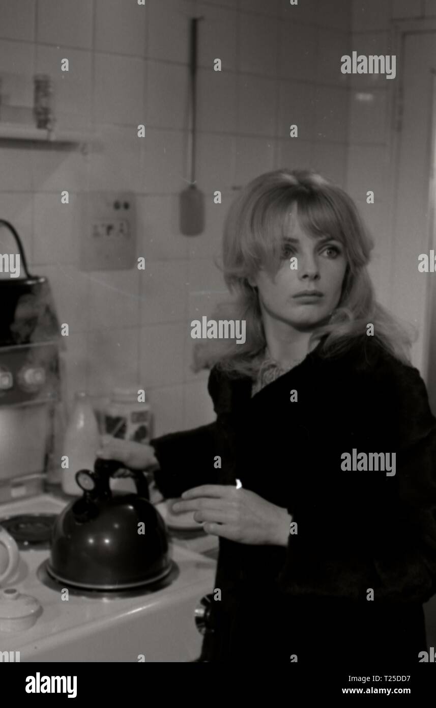 Villain (1971) Elizabeth Knight, Date 1971 Stock Photo Alamy