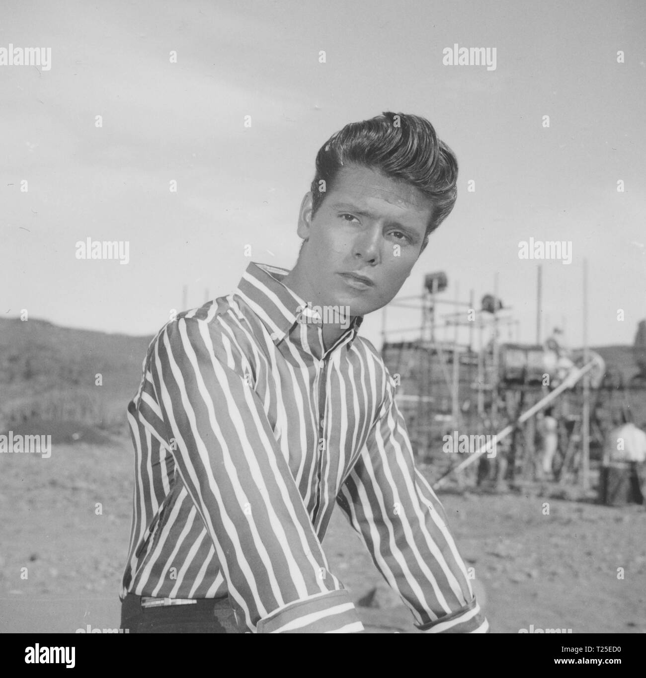 wonderful-life-1964-cliff-richard-date-1964-stock-photo-alamy