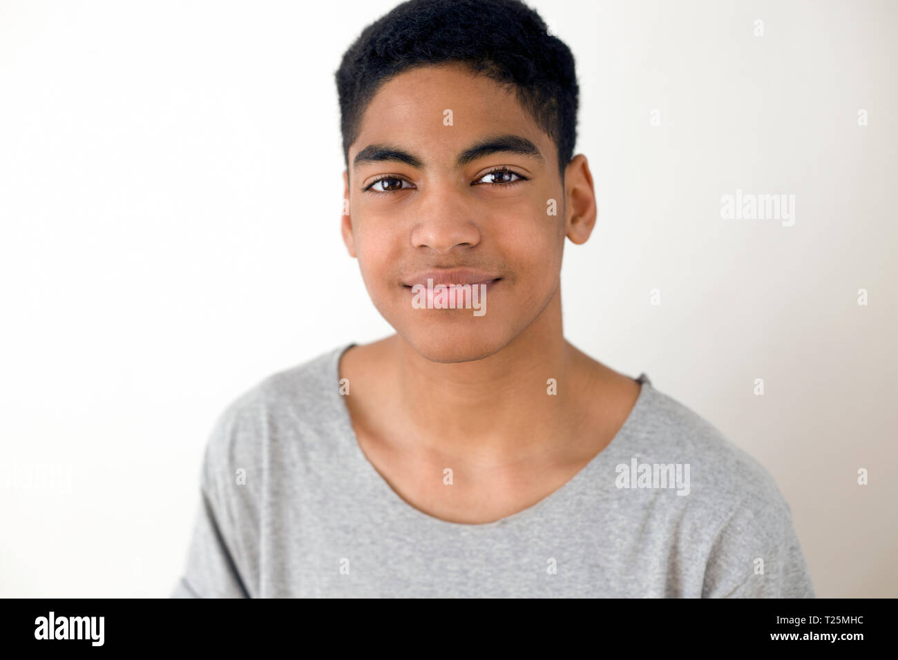 African man smile hi-res stock photography and images - Alamy