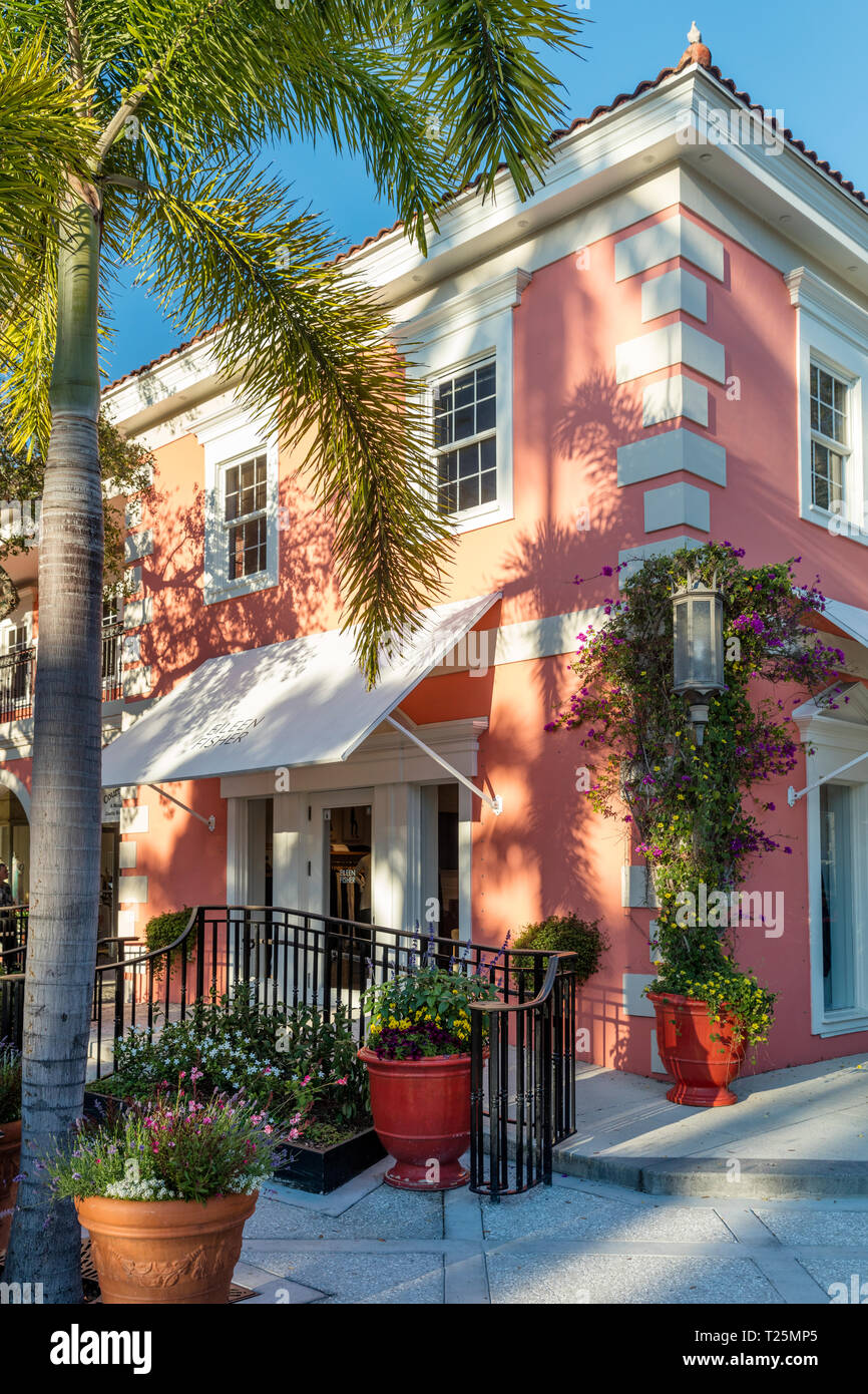 Eileen Fisher Boutique along trendy 3rd Street Shopping District, Naples, Florida, USA Stock Photo