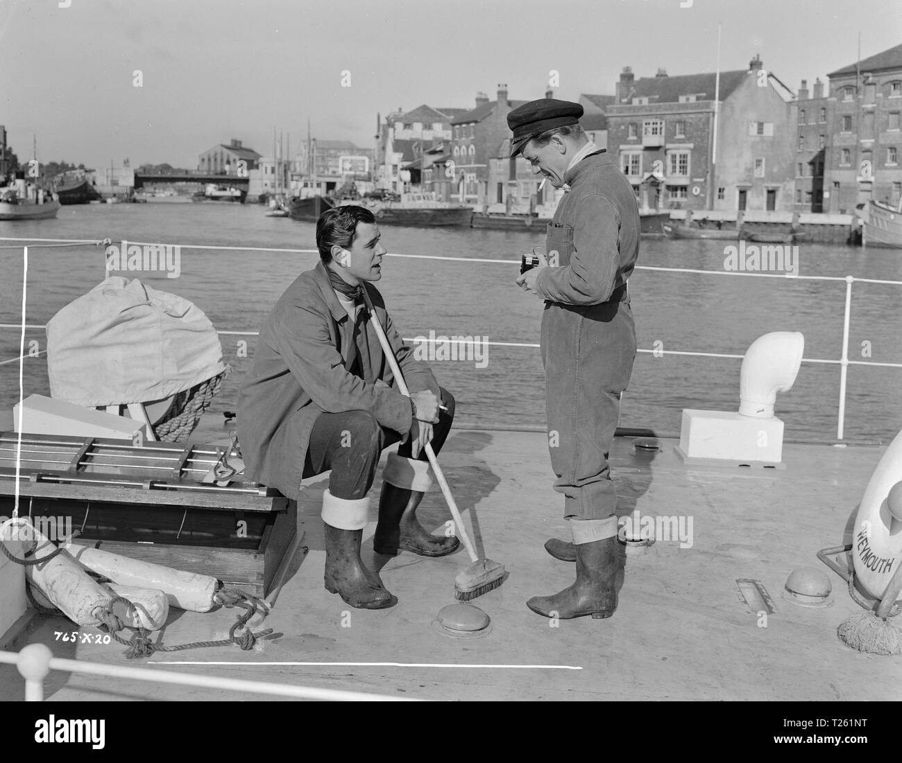 The Ship That Died of Shame (1955) Baker, Bill Owen, Date 1955