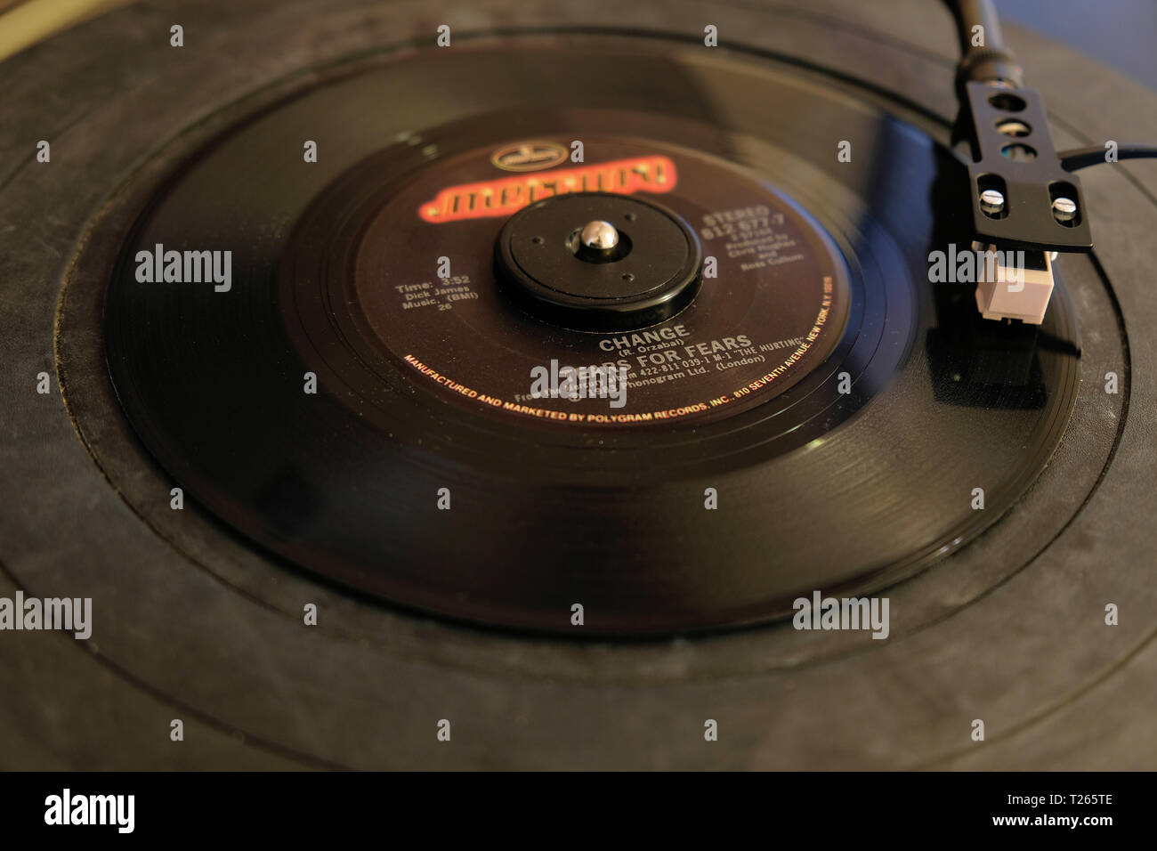 Closeup of the 45 RPM vinyl record of Tears for Fears' song "Change