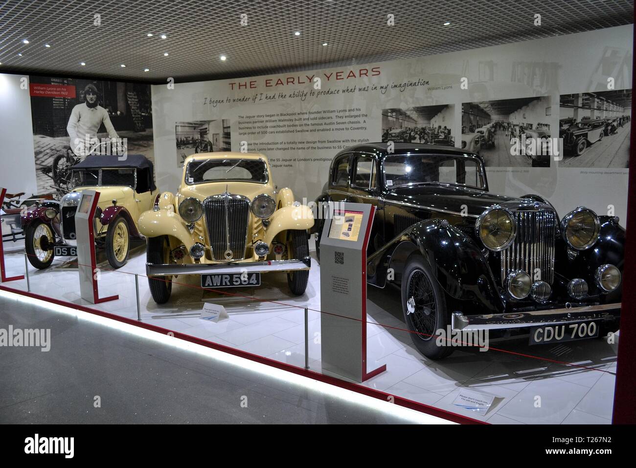 A display of luxury 1930s Jaguar cars at Coventry Transport Museum, Coventry, West Midlands, UK Stock Photo
