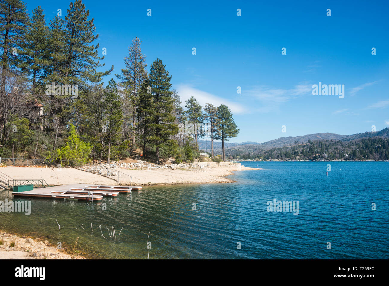 Lake arrowhead hires stock photography and images Alamy